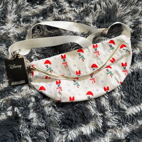 Cakeworthy Mickey & Minnie Scented Fanny Pack Belt Bad with Snowmen NWT - Picture 5 of 11